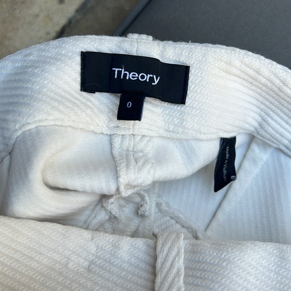 Theory Slim Stretch Ribbed Trousers. 100% Plyester. SZ 0. Ivory. - Picture 3 of 9